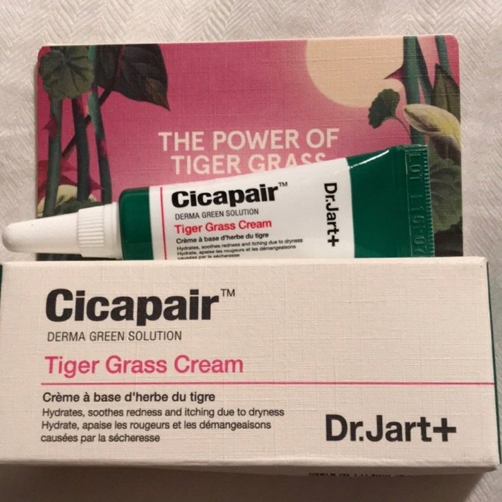 New Dr. Jart cicapair tiger grass cream sample.